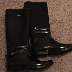 Black rain boot